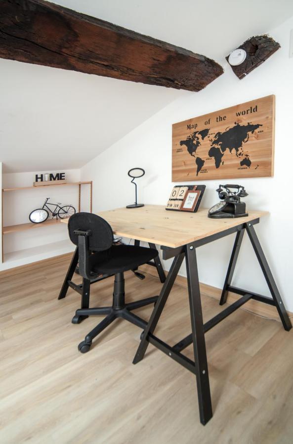 Appartement Cosy Et Moderne En Plein Coeur Du Centre Ville Макон Екстер'єр фото